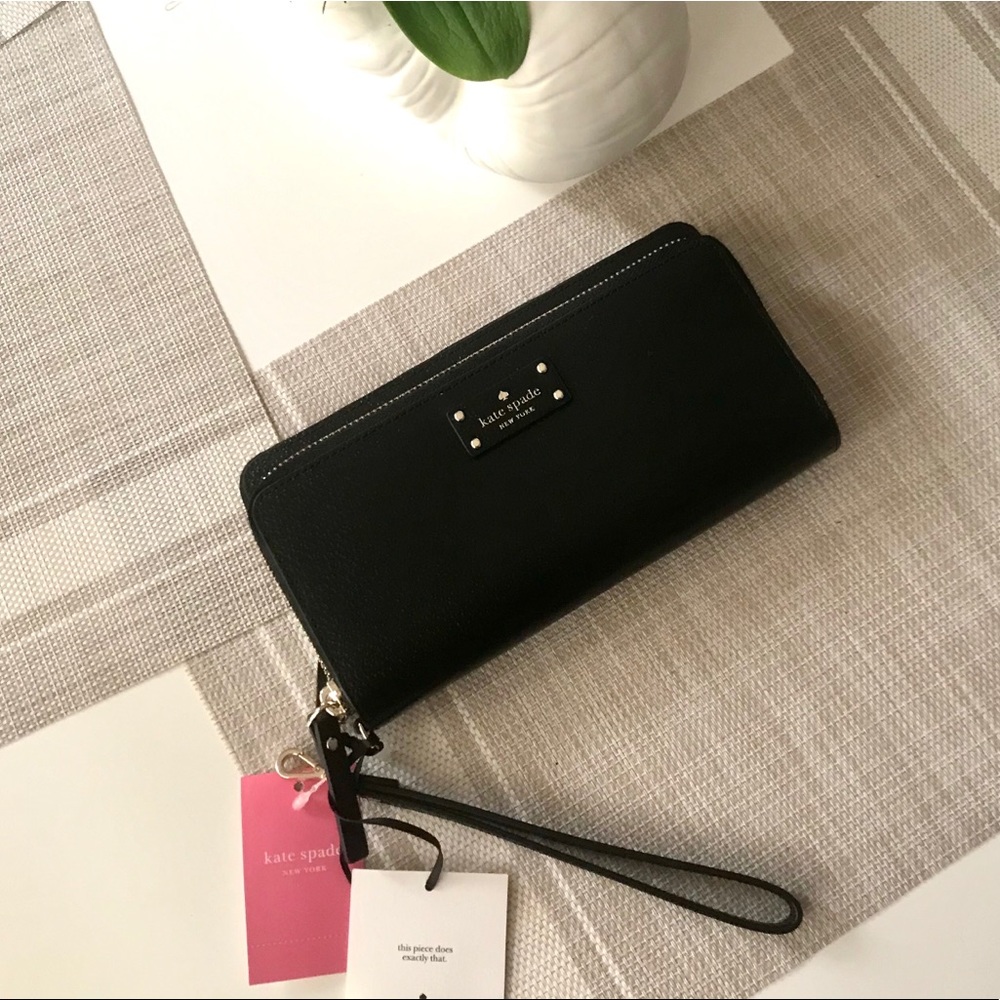CLOSET SALE - NWT Kate Spade Anita Wallet